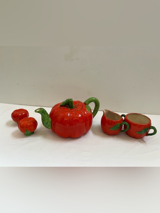 Other - Tomato 5-Piece Tea Set Teapot Lid Sugar & Creamer Made In Occupied Japan Antique